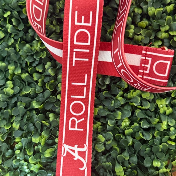 Alabama Roll Tide Adjustable Reversible Purse Strap with Gold Hardware - Picture 3 of 3